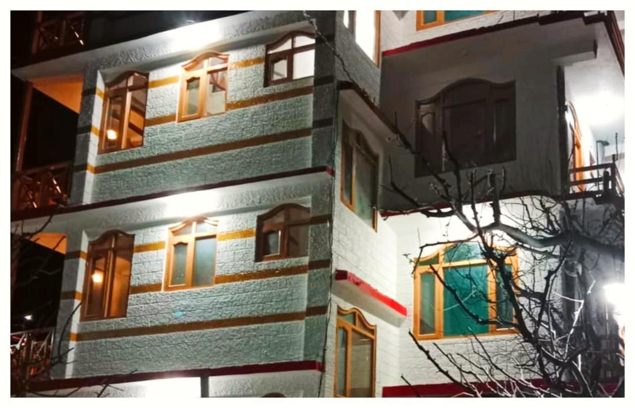 Hotel Forest Retreat With Mountain View Best Property In Manali Hp - Manali (Himachal Pradesh) — Photos 3
